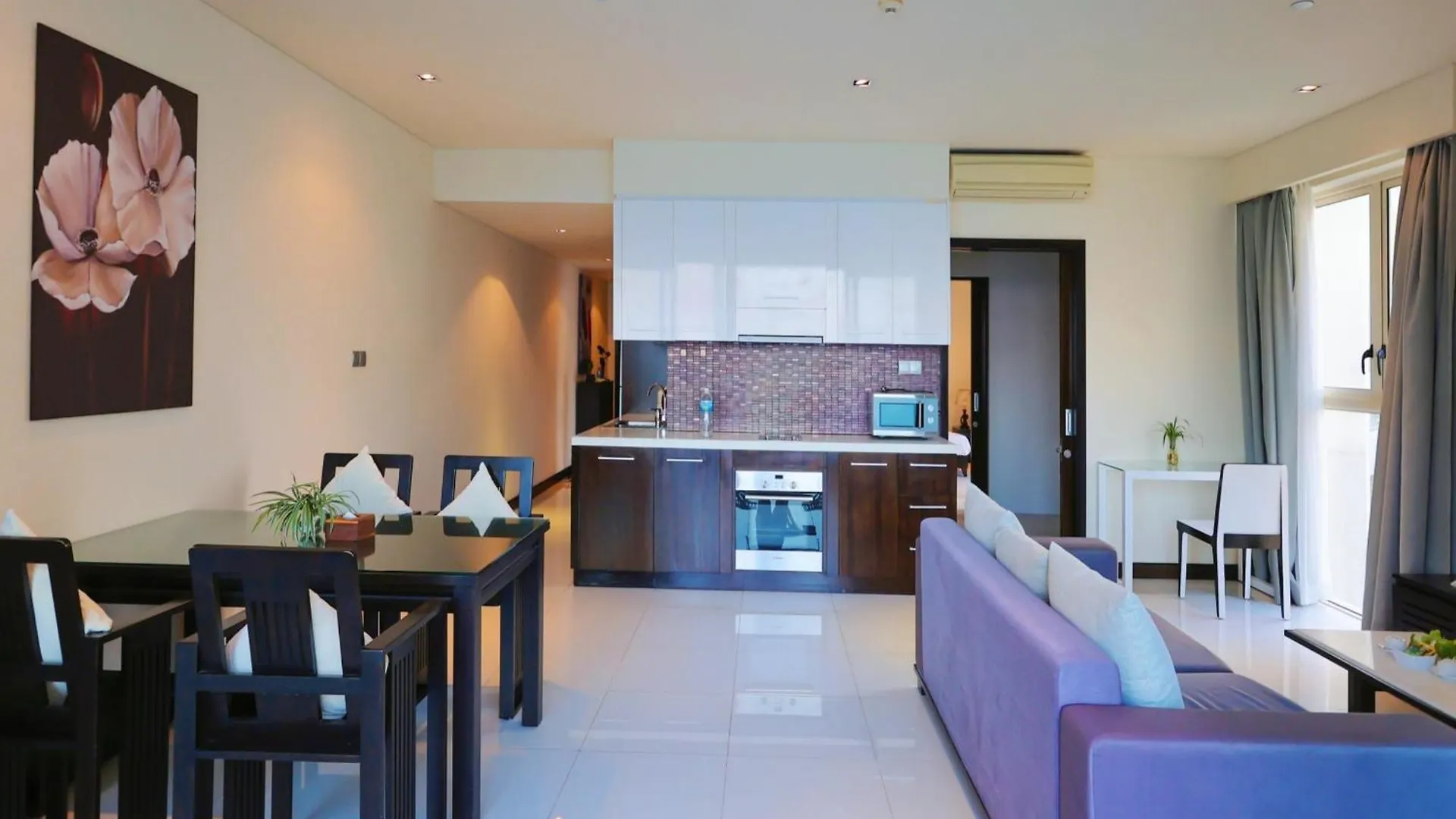 The Sea Luxury Nha Trang Apartment 0*,  Vietnam