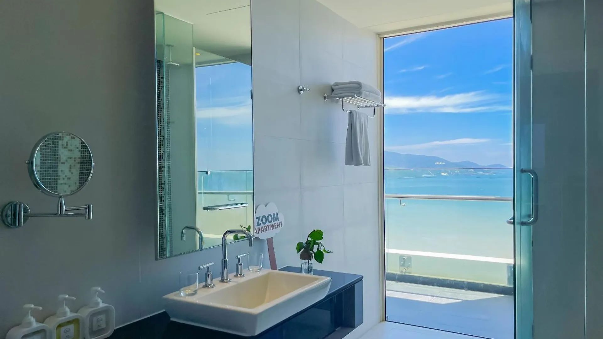 The Sea Luxury Nha Trang Apartment 0*,  Vietnam